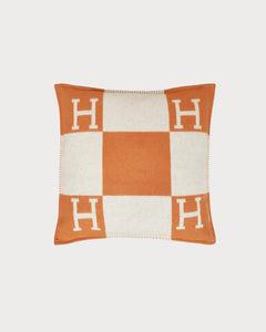 HERMES Large Avalon Pillow | 爱马仕 枕头 (多色) - LondonKelly 英国名牌代购